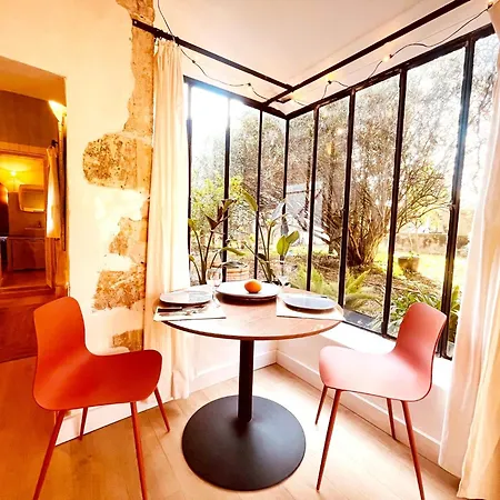*l'orangeraie* Maison Avec Jardin, Tennis, Parking * Nîmes