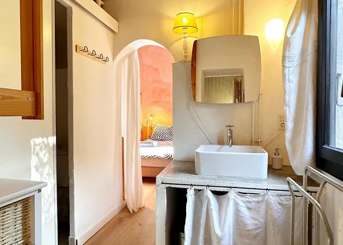 *l'orangeraie* Maison Avec Jardin, Tennis, Parking Nîmes